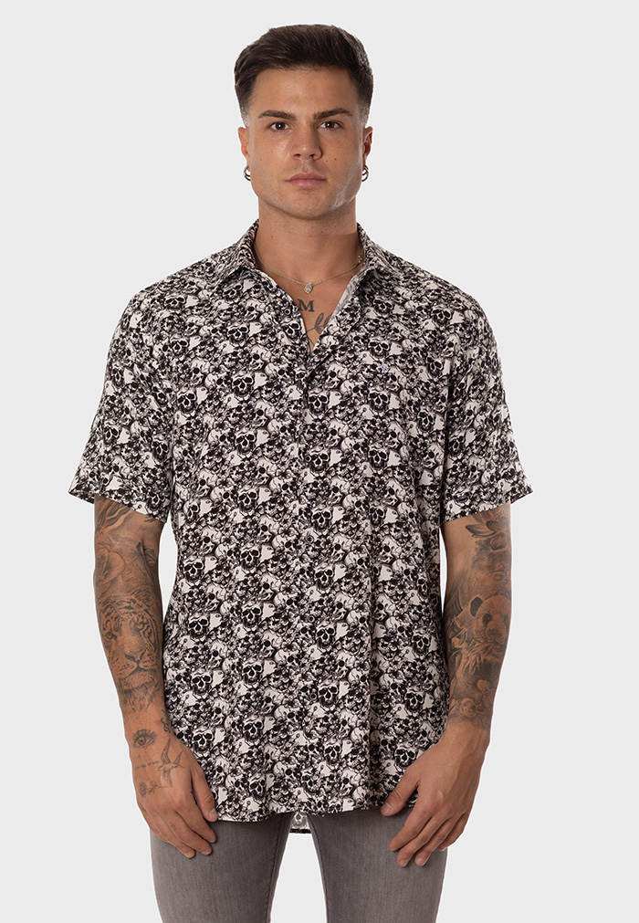 Camisa de viscosa con estampado de calaveras