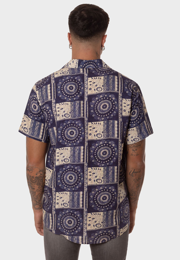 Camisa Hombre Manga Corta Cuadros con Mandalas - Image 3