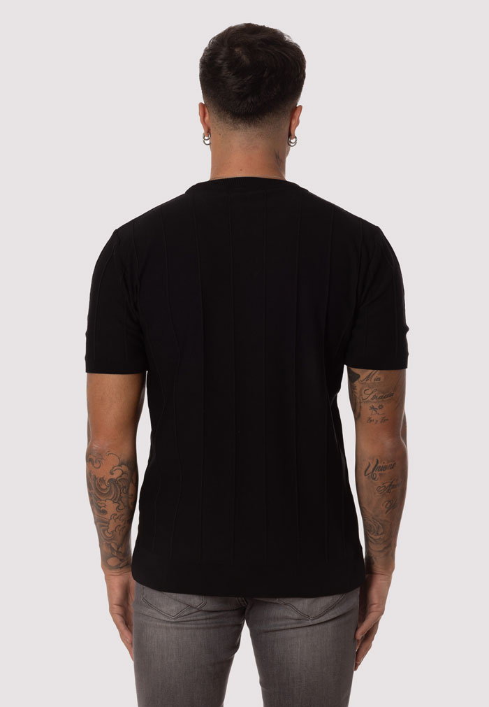 Camiseta Negra Ajustada Manga Corta Canalé - Image 3