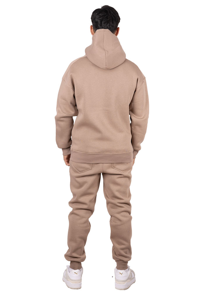 Conjunto de sudadera con capucha y joggers camel - Image 4