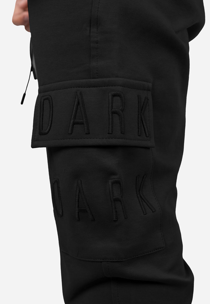Conjunto sudadera cuello alto y joggers cargo negro - Image 2