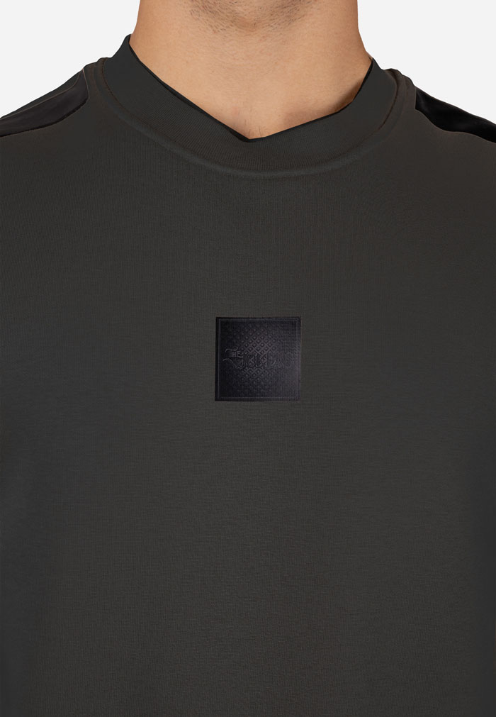 Sudadera cuello caja con refuerzo en hombros negro - Image 2