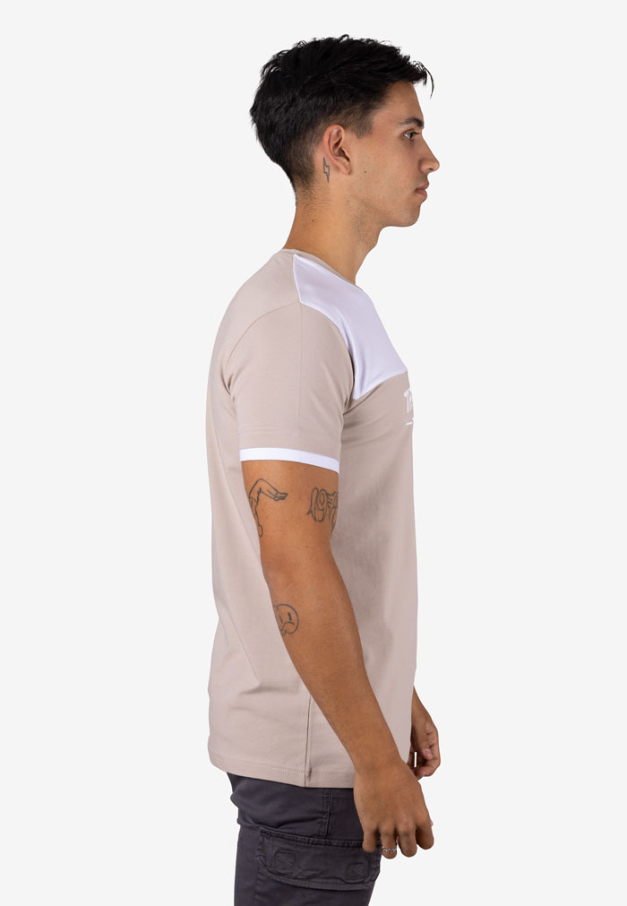 Camiseta bicolor con detalle blanco y logo THE JOKERS Beige - Image 4