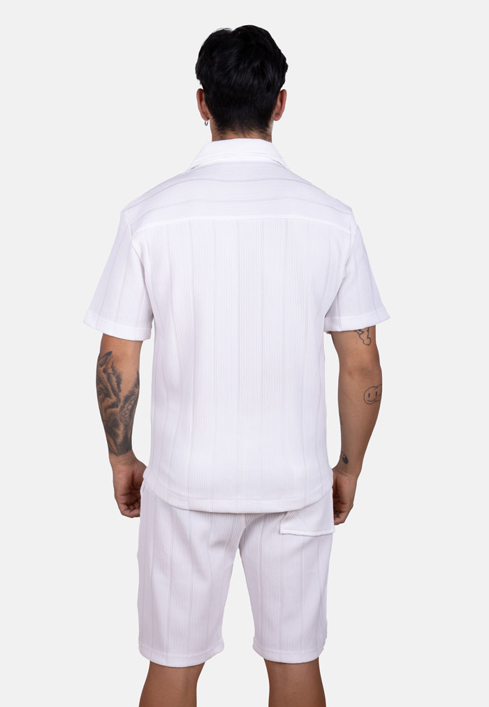Conjunto oversize de camisa y bermuda en punto granulado blanco - Image 3
