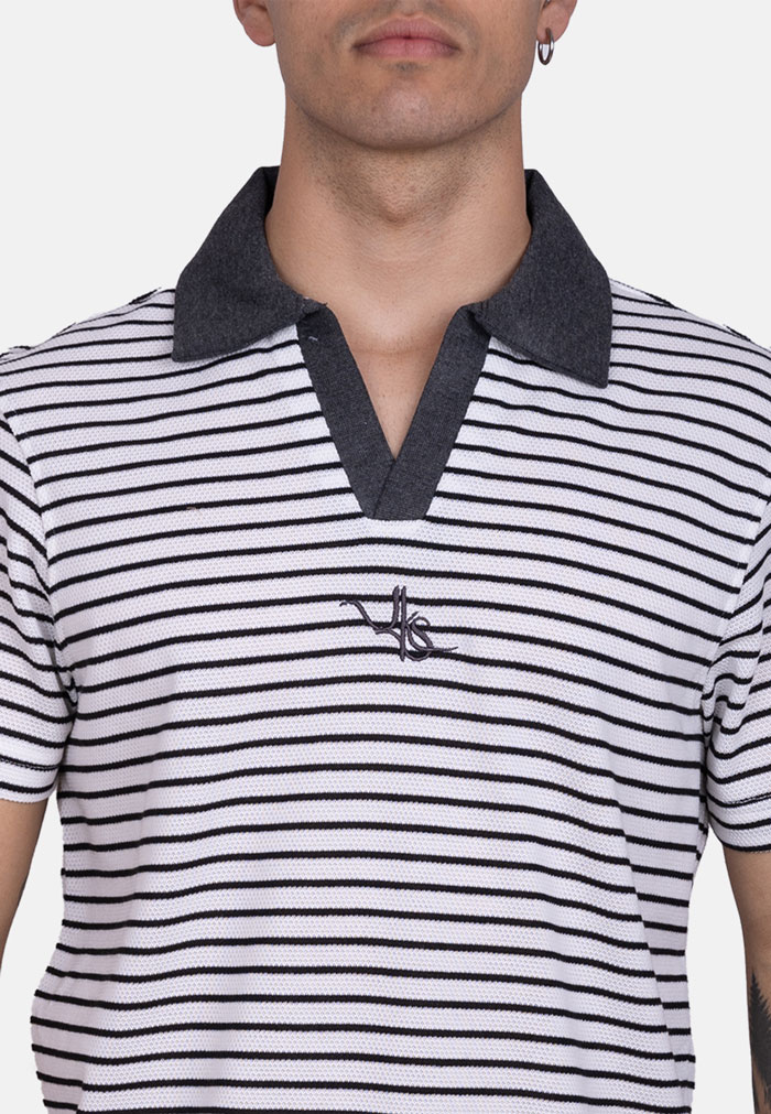 Polo de tricotosa desagujada con rayas horizontales y logo bordado JKS - Image 2