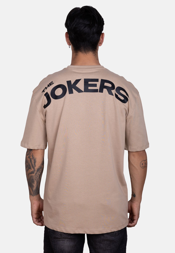 Camiseta oversize beige100% algodón con estampado The Jokers - Image 3
